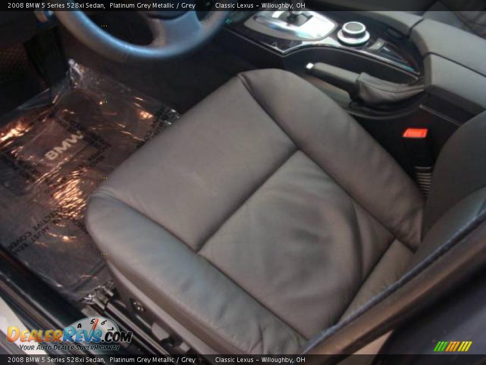 2008 BMW 5 Series 528xi Sedan Platinum Grey Metallic / Grey Photo #10