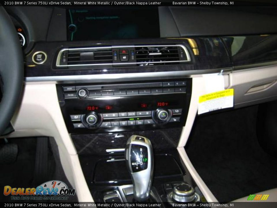 2010 BMW 7 Series 750Li xDrive Sedan Mineral White Metallic / Oyster/Black Nappa Leather Photo #16