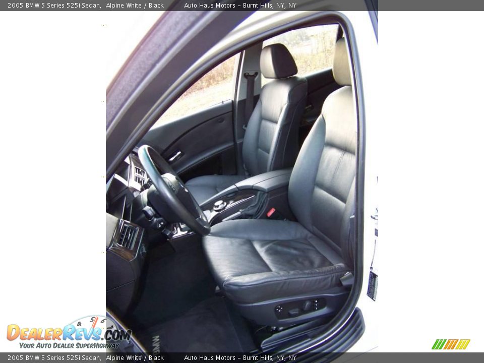 2005 BMW 5 Series 525i Sedan Alpine White / Black Photo #21