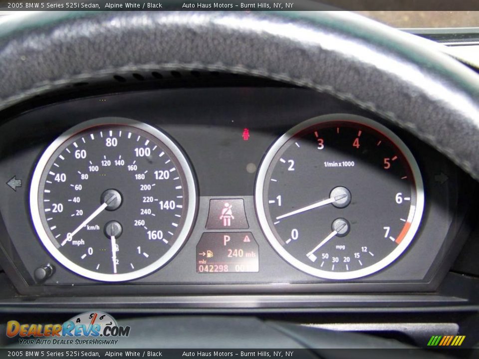 2005 BMW 5 Series 525i Sedan Alpine White / Black Photo #22
