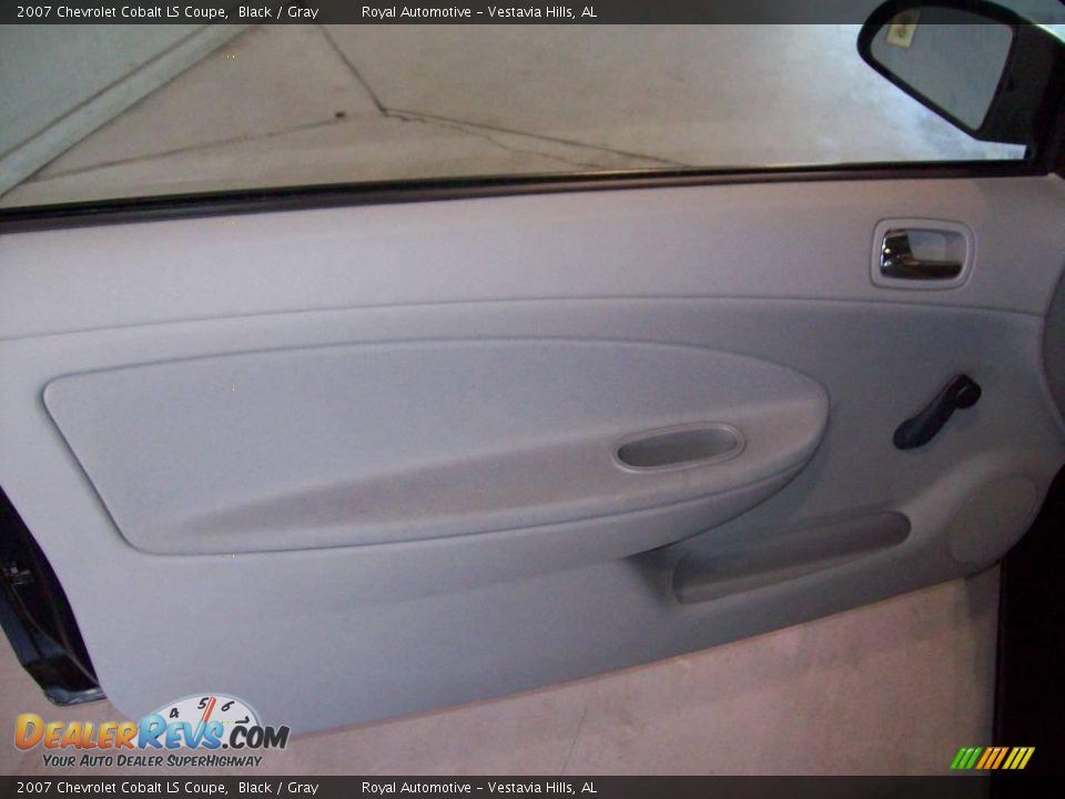 2007 Chevrolet Cobalt LS Coupe Black / Gray Photo #7
