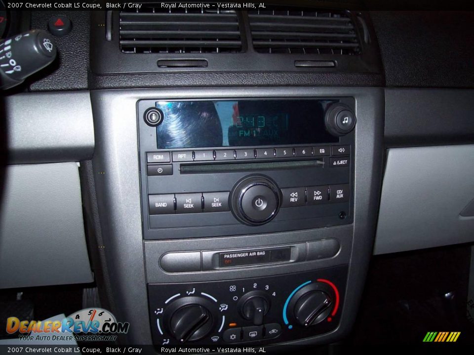 2007 Chevrolet Cobalt LS Coupe Black / Gray Photo #11