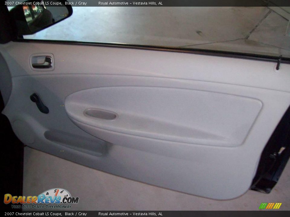 2007 Chevrolet Cobalt LS Coupe Black / Gray Photo #15