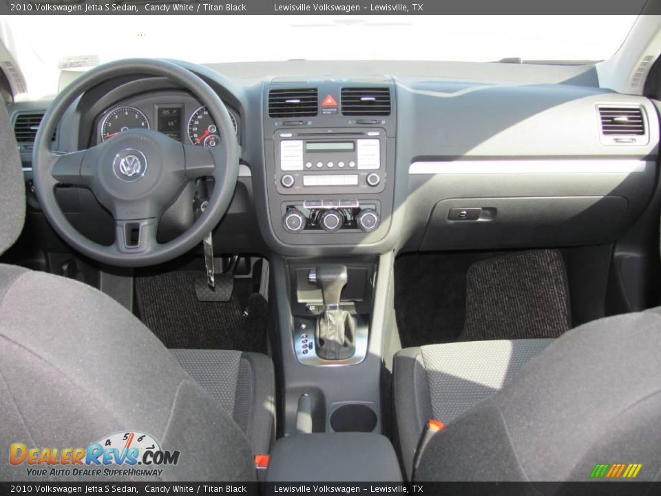 2010 Volkswagen Jetta S Sedan Candy White / Titan Black Photo #5