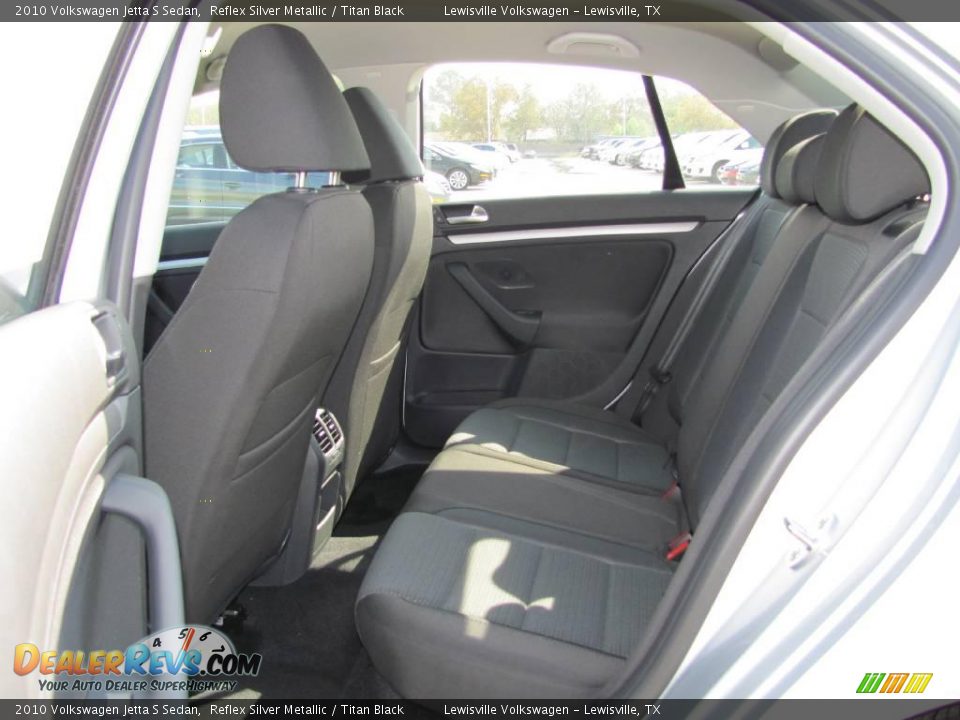 2010 Volkswagen Jetta S Sedan Reflex Silver Metallic / Titan Black Photo #4