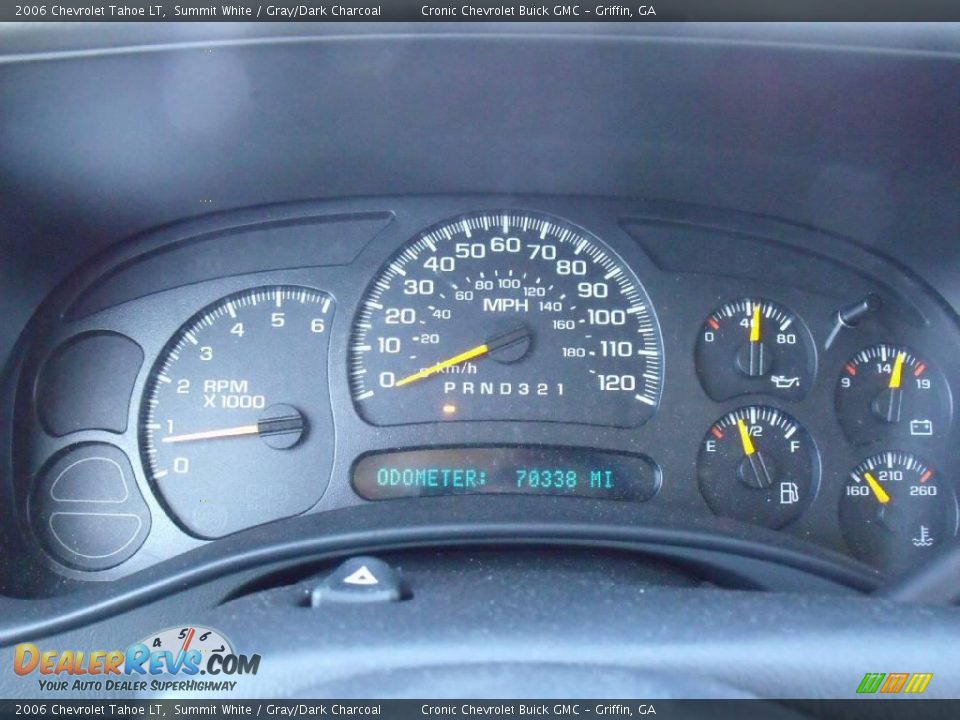 2006 Chevrolet Tahoe LT Summit White / Gray/Dark Charcoal Photo #17