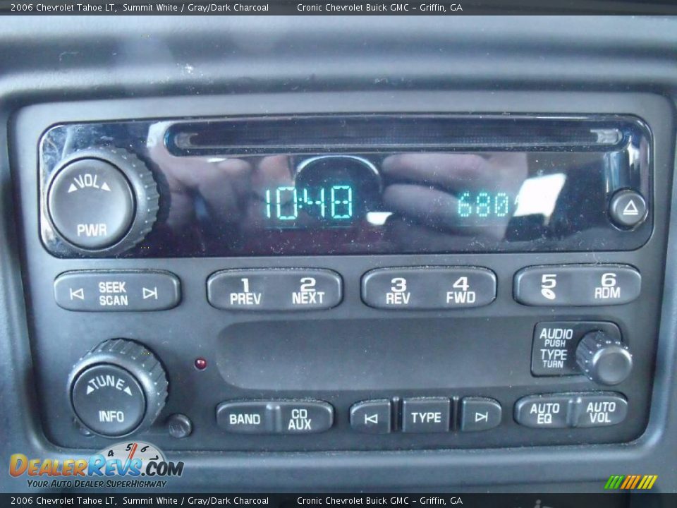 2006 Chevrolet Tahoe LT Summit White / Gray/Dark Charcoal Photo #18