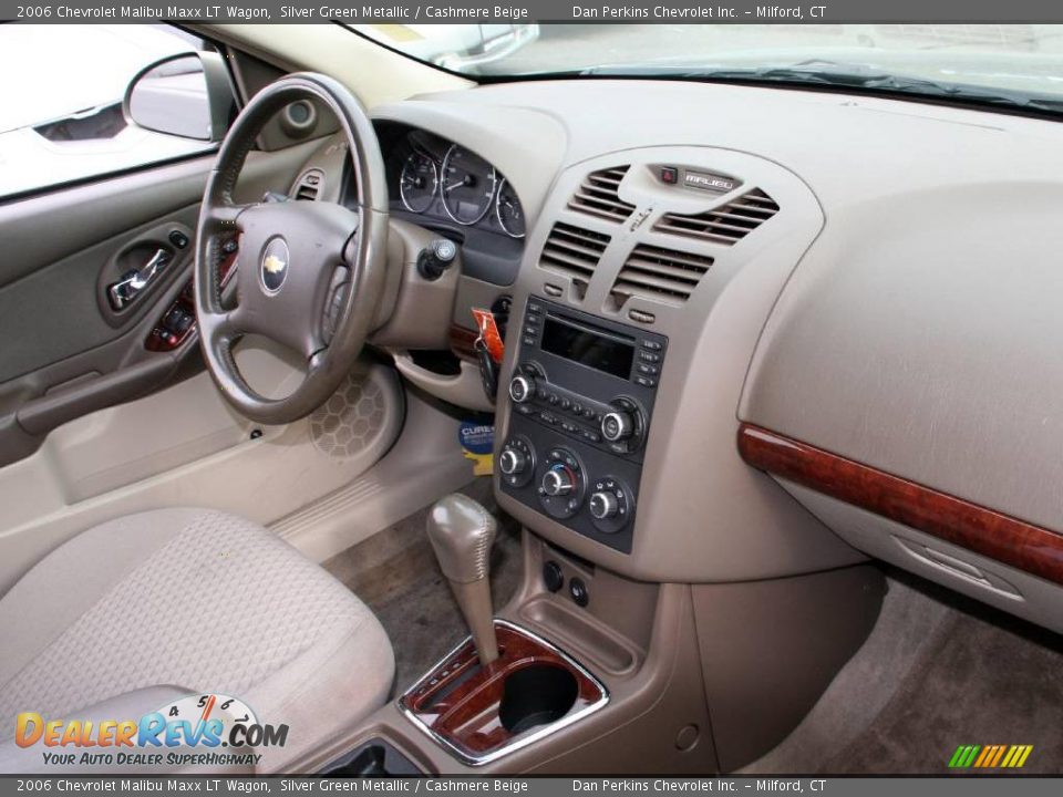 2006 Chevrolet Malibu Maxx LT Wagon Silver Green Metallic / Cashmere Beige Photo #12