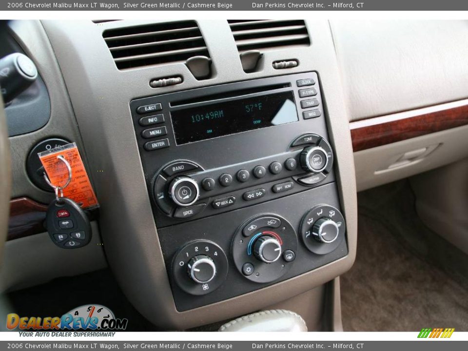 2006 Chevrolet Malibu Maxx LT Wagon Silver Green Metallic / Cashmere Beige Photo #13