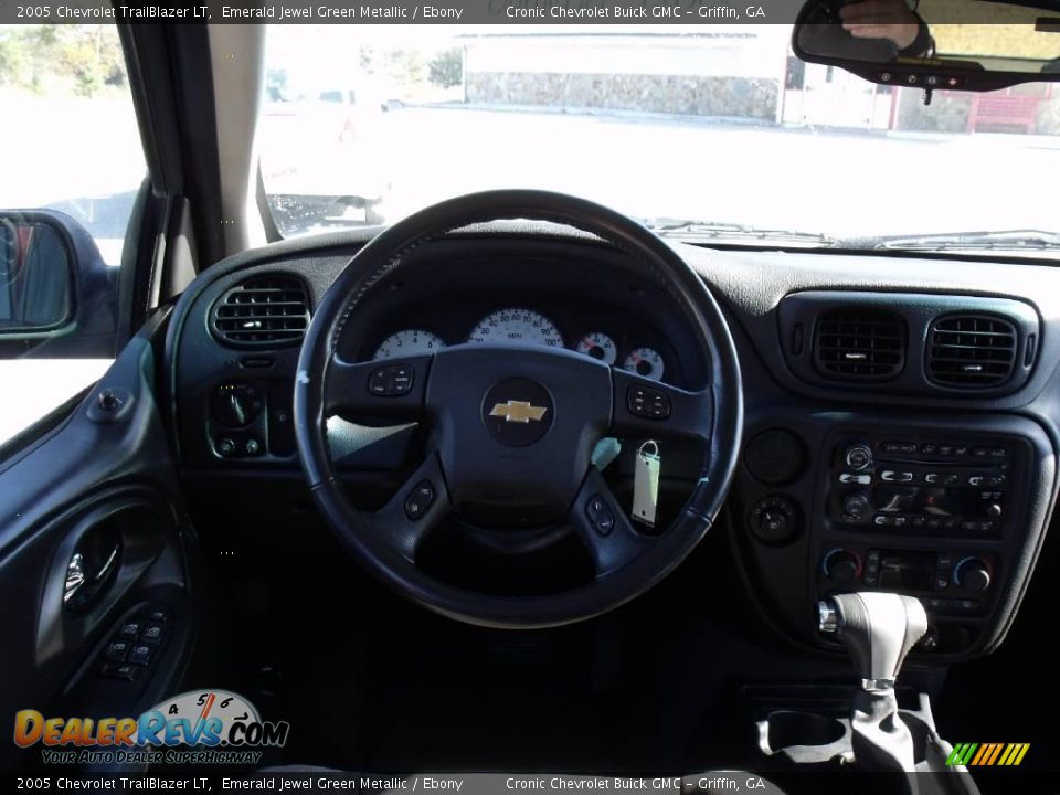 2005 Chevrolet TrailBlazer LT Emerald Jewel Green Metallic / Ebony Photo #18