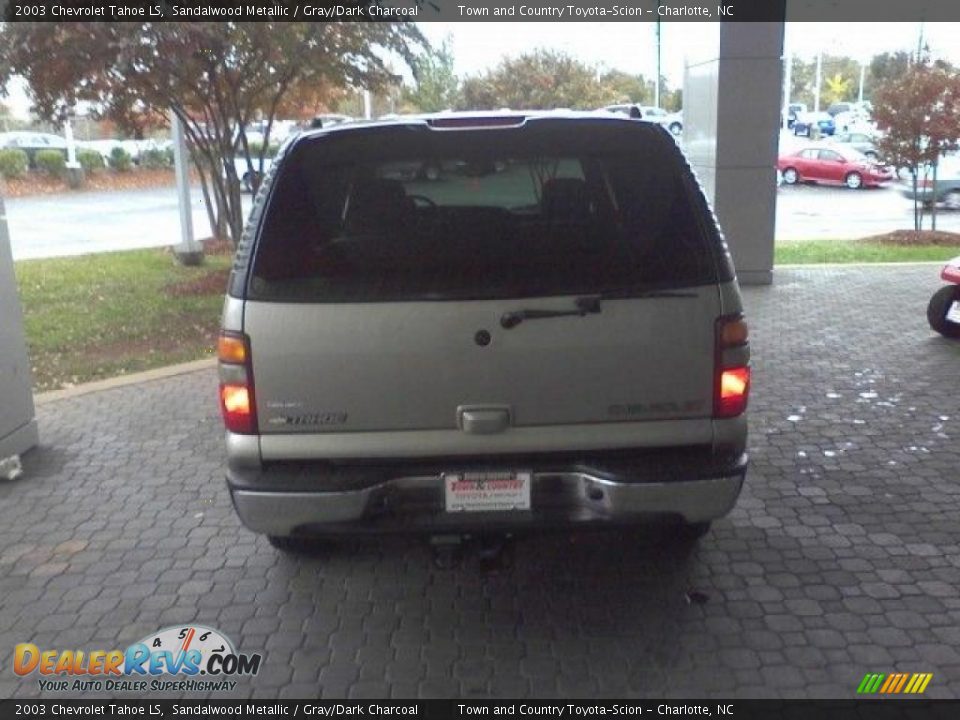2003 Chevrolet Tahoe LS Sandalwood Metallic / Gray/Dark Charcoal Photo #4