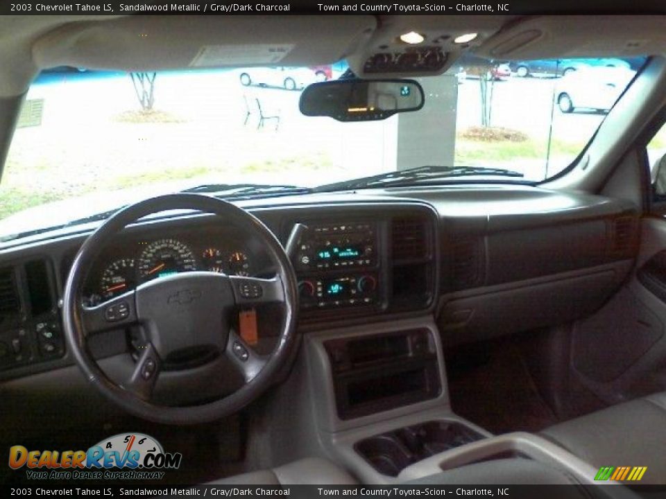 2003 Chevrolet Tahoe LS Sandalwood Metallic / Gray/Dark Charcoal Photo #5