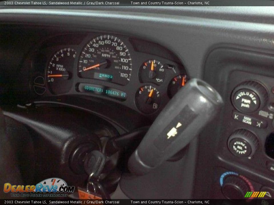 2003 Chevrolet Tahoe LS Sandalwood Metallic / Gray/Dark Charcoal Photo #11