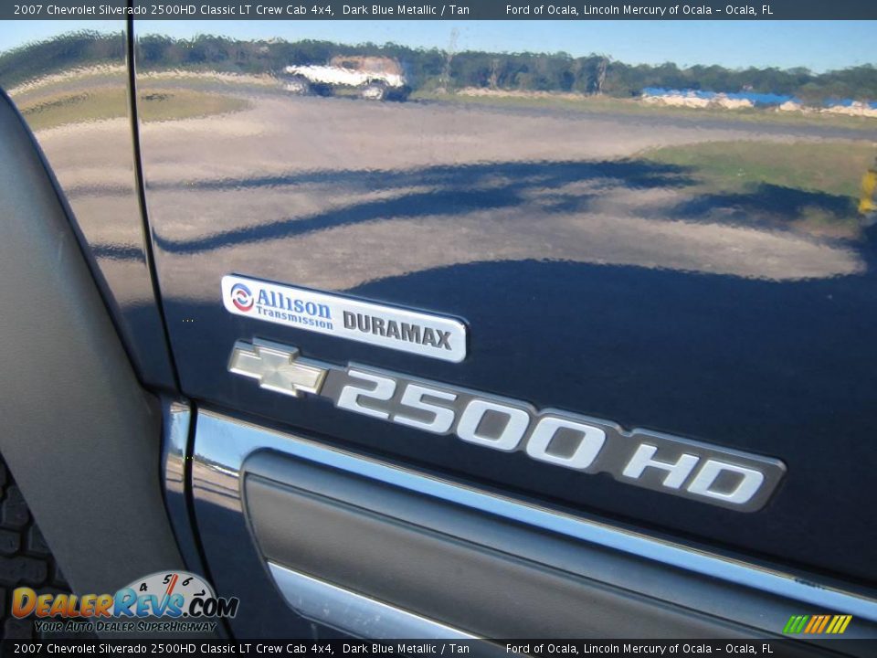 2007 Chevrolet Silverado 2500HD Classic LT Crew Cab 4x4 Dark Blue Metallic / Tan Photo #12