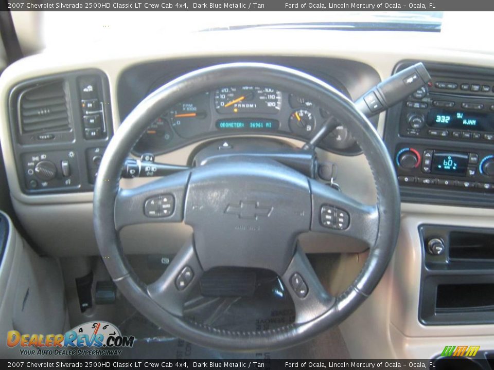 2007 Chevrolet Silverado 2500HD Classic LT Crew Cab 4x4 Dark Blue Metallic / Tan Photo #20