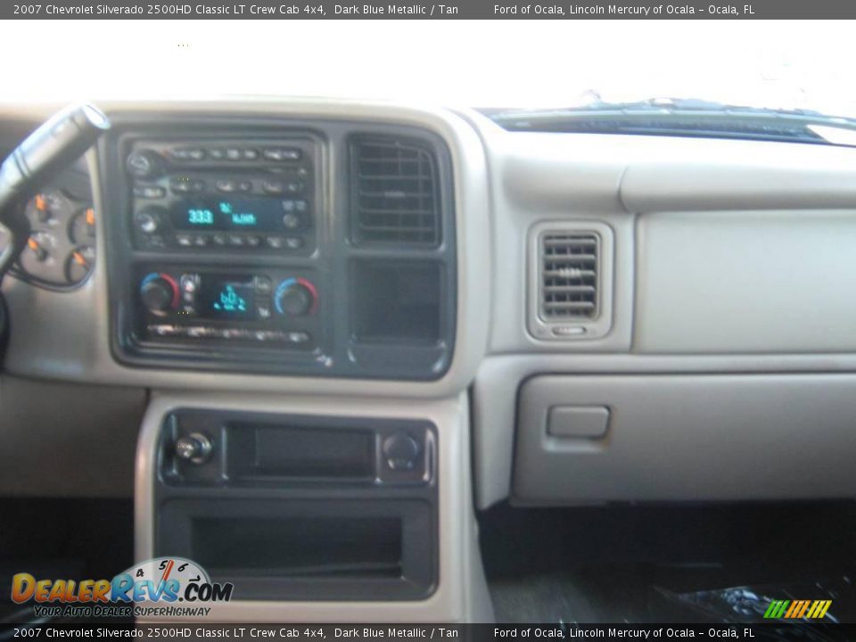 2007 Chevrolet Silverado 2500HD Classic LT Crew Cab 4x4 Dark Blue Metallic / Tan Photo #24