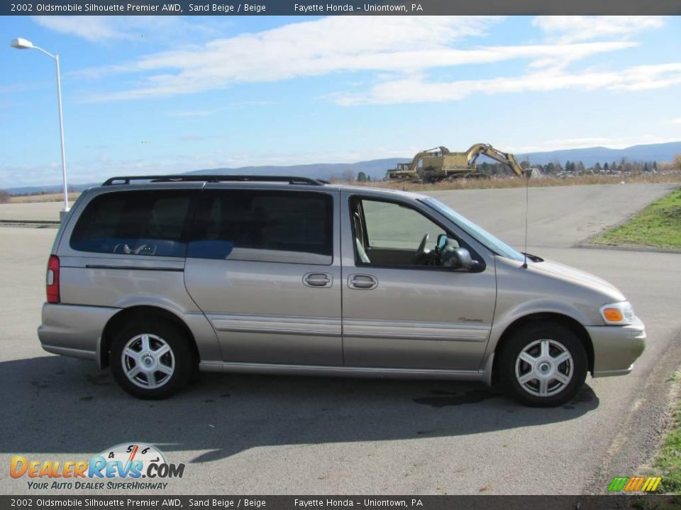 2002 Oldsmobile Silhouette Premier AWD Sand Beige / Beige Photo #8