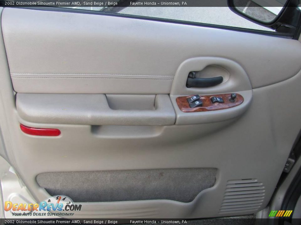 2002 Oldsmobile Silhouette Premier AWD Sand Beige / Beige Photo #13