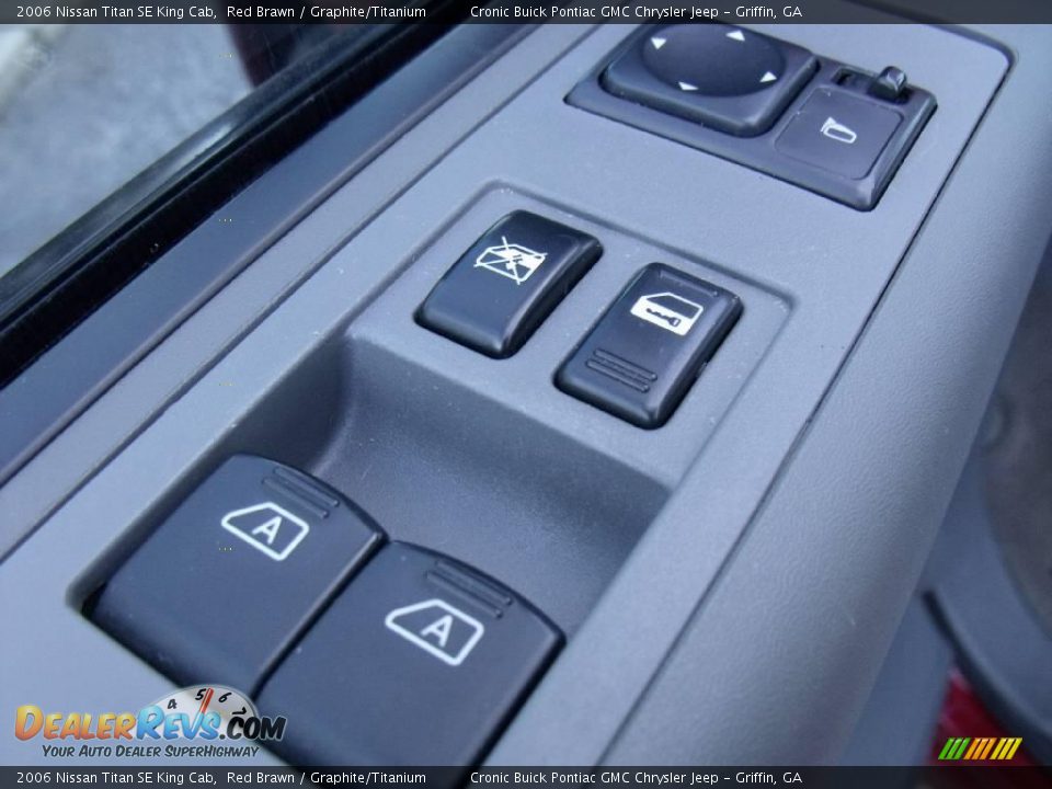 2006 Nissan Titan SE King Cab Red Brawn / Graphite/Titanium Photo #14