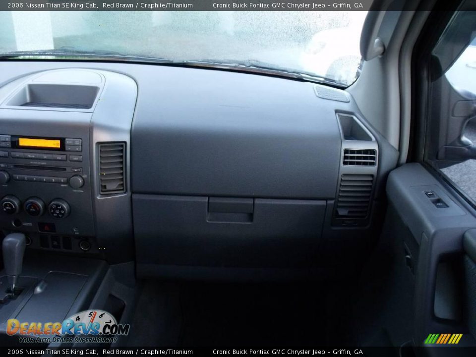 2006 Nissan Titan SE King Cab Red Brawn / Graphite/Titanium Photo #18