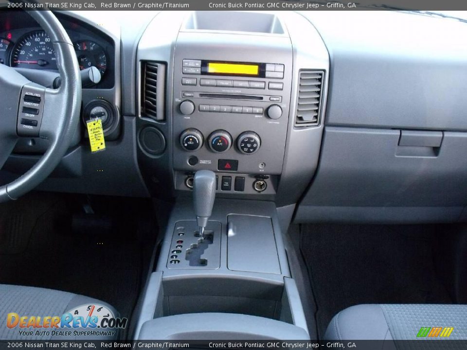 2006 Nissan Titan SE King Cab Red Brawn / Graphite/Titanium Photo #19