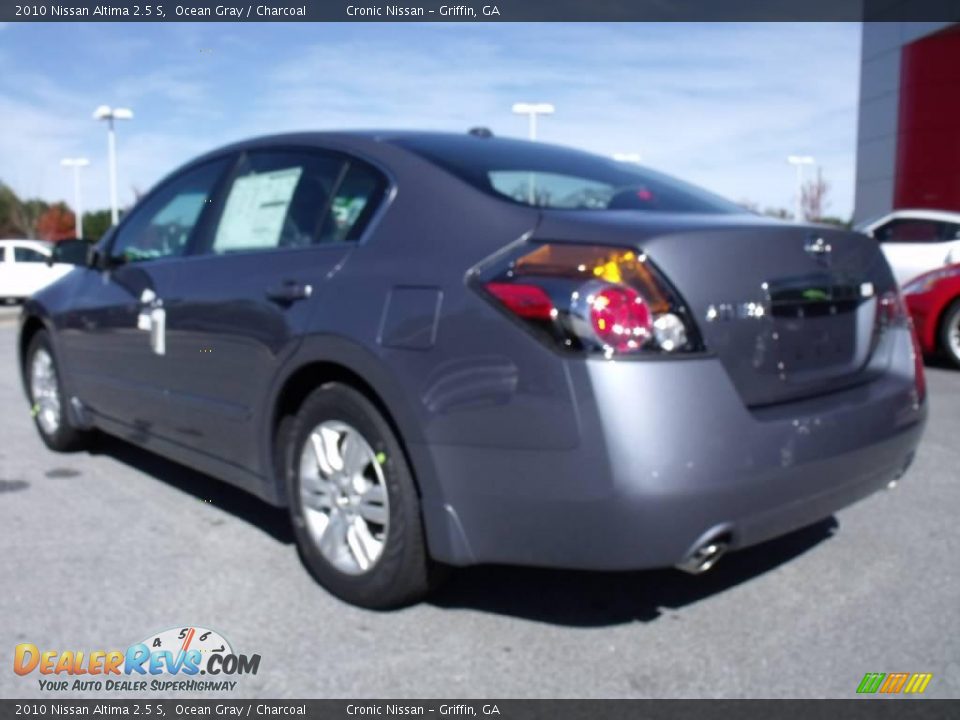 2010 Nissan Altima 2.5 S Ocean Gray / Charcoal Photo 3