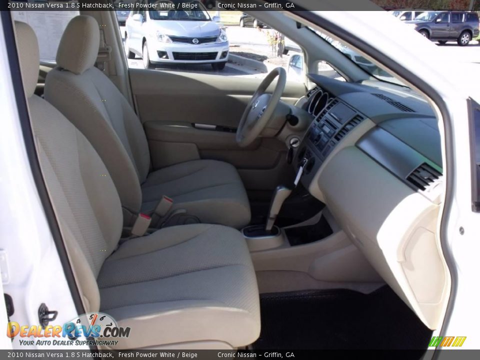 2010 Nissan Versa 1.8 S Hatchback Fresh Powder White / Beige Photo #13