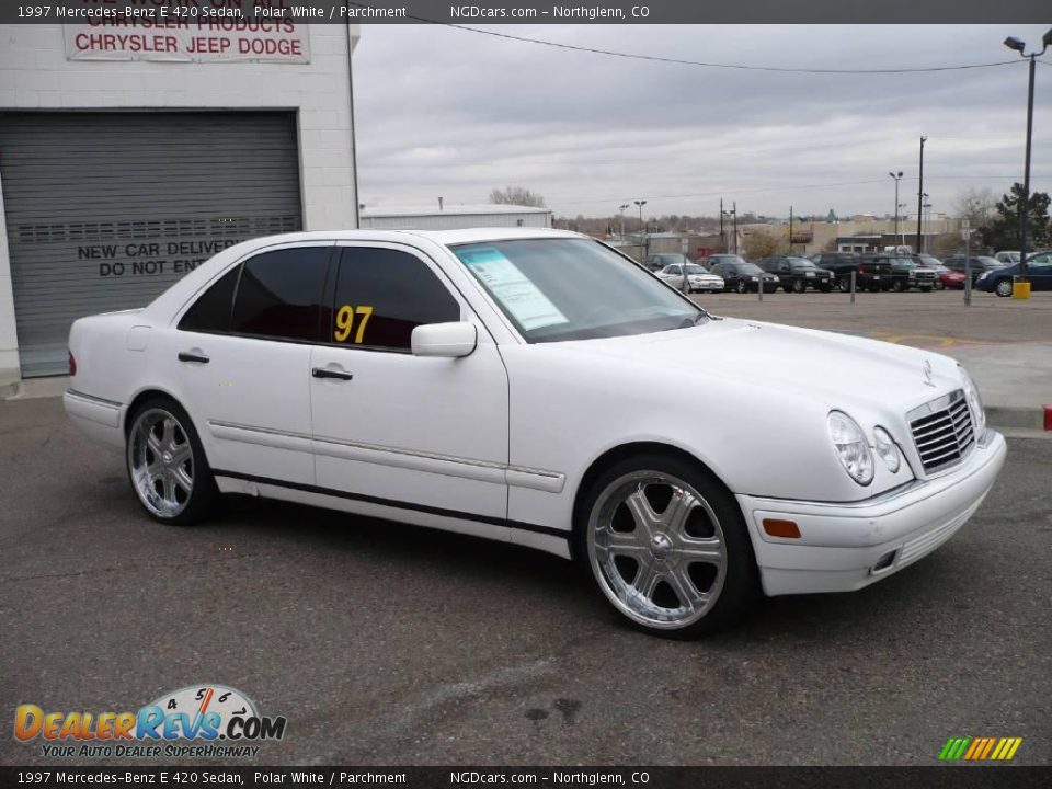 1997 Mercedes-Benz E 420 Sedan Polar White / Parchment Photo #3