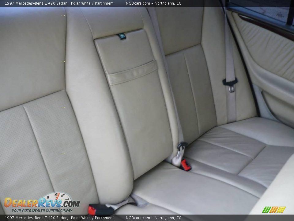 1997 Mercedes-Benz E 420 Sedan Polar White / Parchment Photo #9