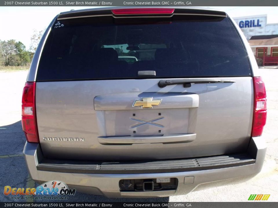 2007 Chevrolet Suburban 1500 LS Silver Birch Metallic / Ebony Photo #4
