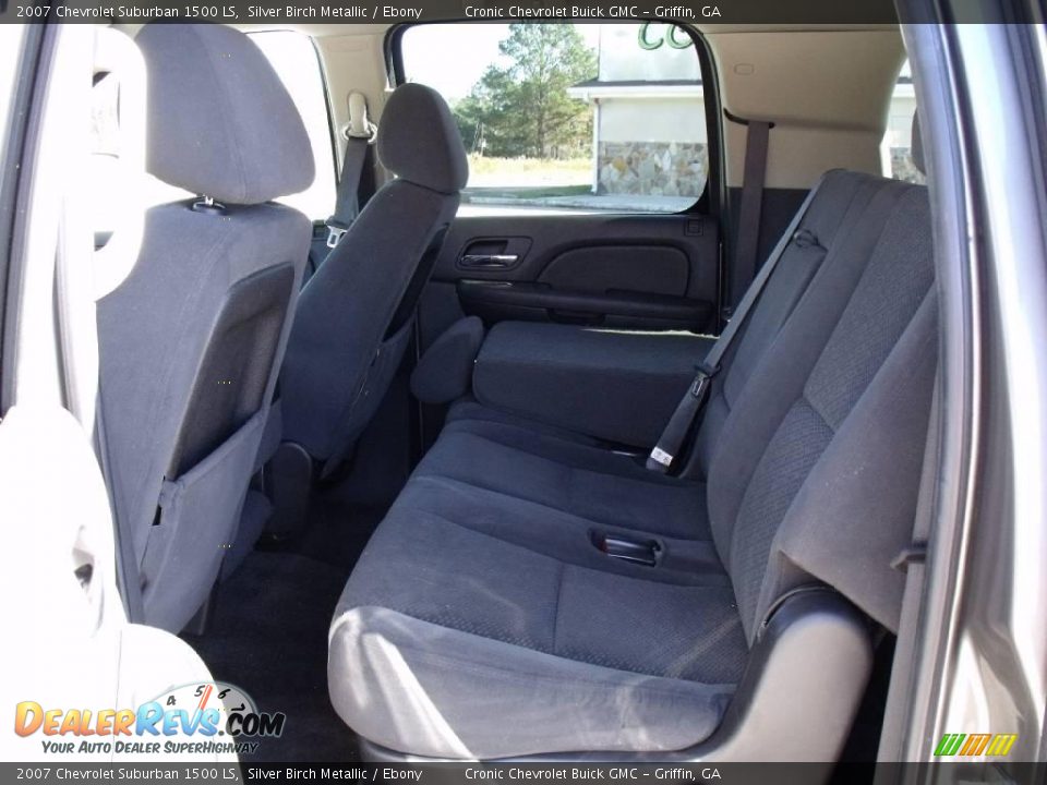 2007 Chevrolet Suburban 1500 LS Silver Birch Metallic / Ebony Photo #11