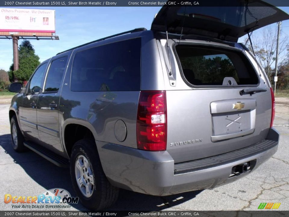 2007 Chevrolet Suburban 1500 LS Silver Birch Metallic / Ebony Photo #12