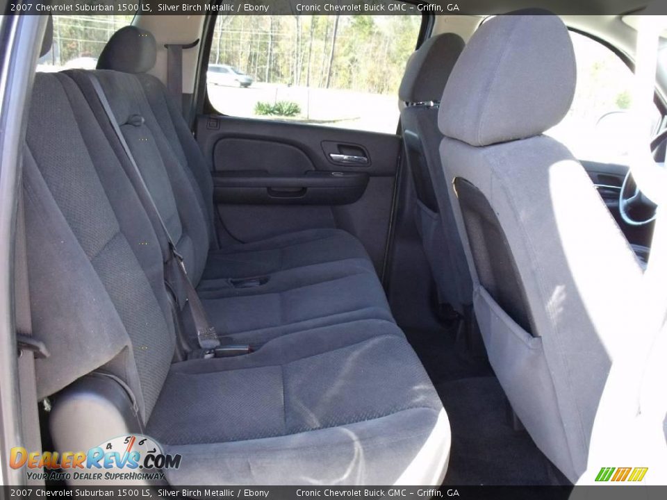 2007 Chevrolet Suburban 1500 LS Silver Birch Metallic / Ebony Photo #14