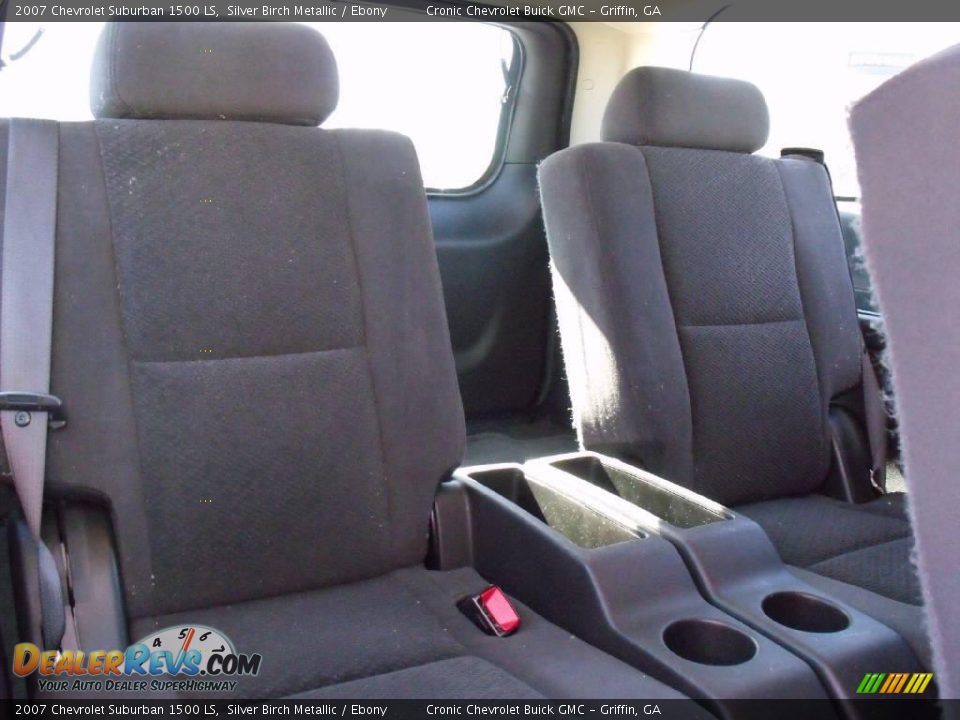 2007 Chevrolet Suburban 1500 LS Silver Birch Metallic / Ebony Photo #15