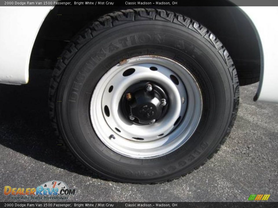 2000 Dodge Ram Van 1500 Passenger Bright White / Mist Gray Photo #8