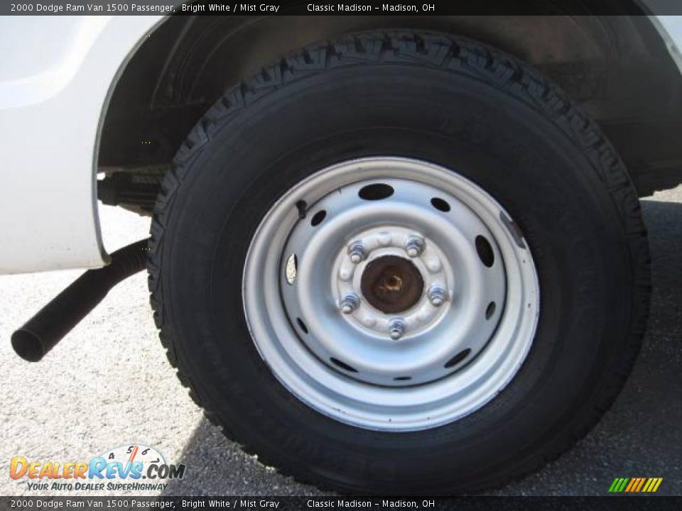 2000 Dodge Ram Van 1500 Passenger Bright White / Mist Gray Photo #9