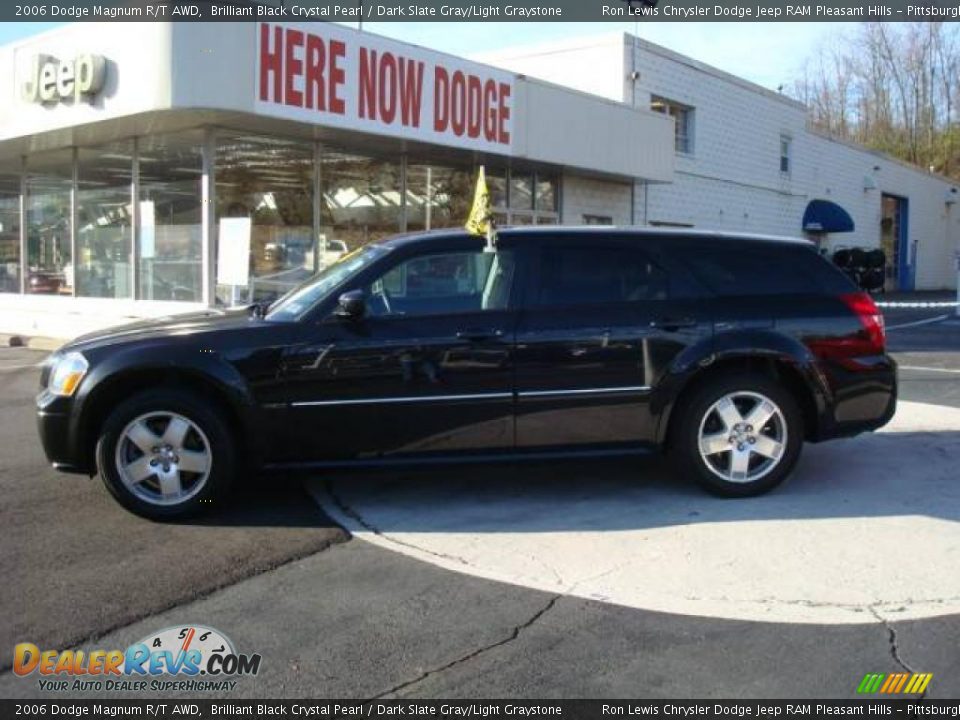 2006 Dodge Magnum R/T AWD Brilliant Black Crystal Pearl / Dark Slate Gray/Light Graystone Photo #1