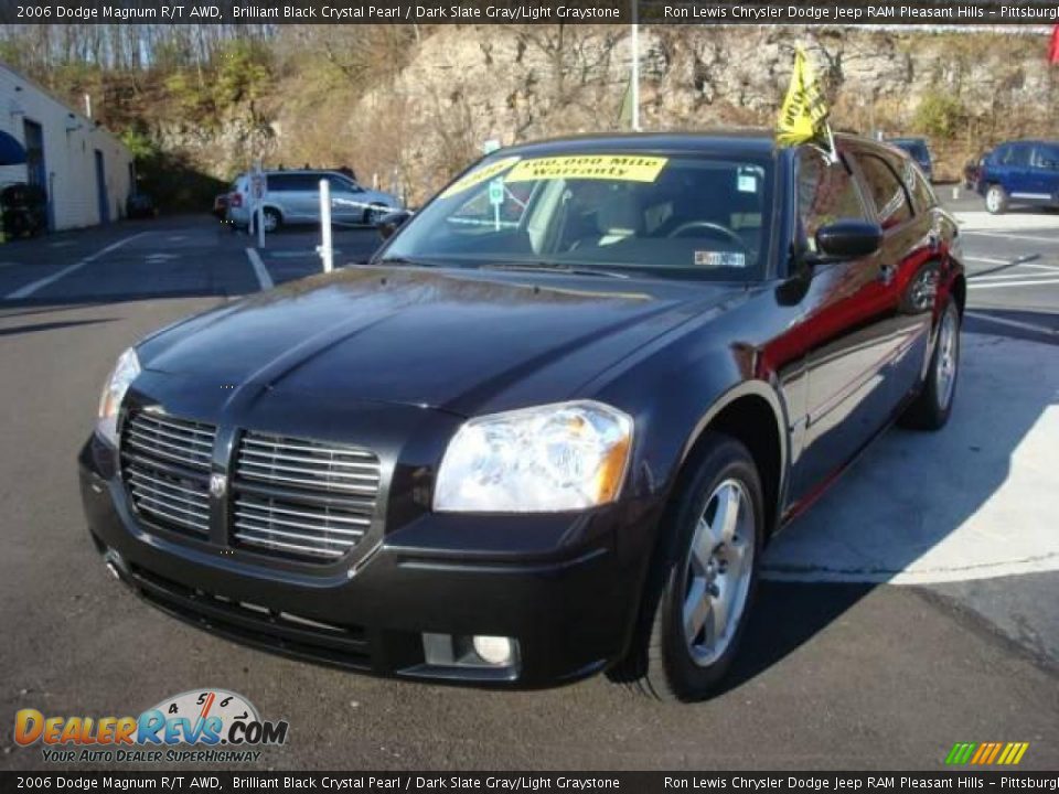 2006 Dodge Magnum R/T AWD Brilliant Black Crystal Pearl / Dark Slate Gray/Light Graystone Photo #8