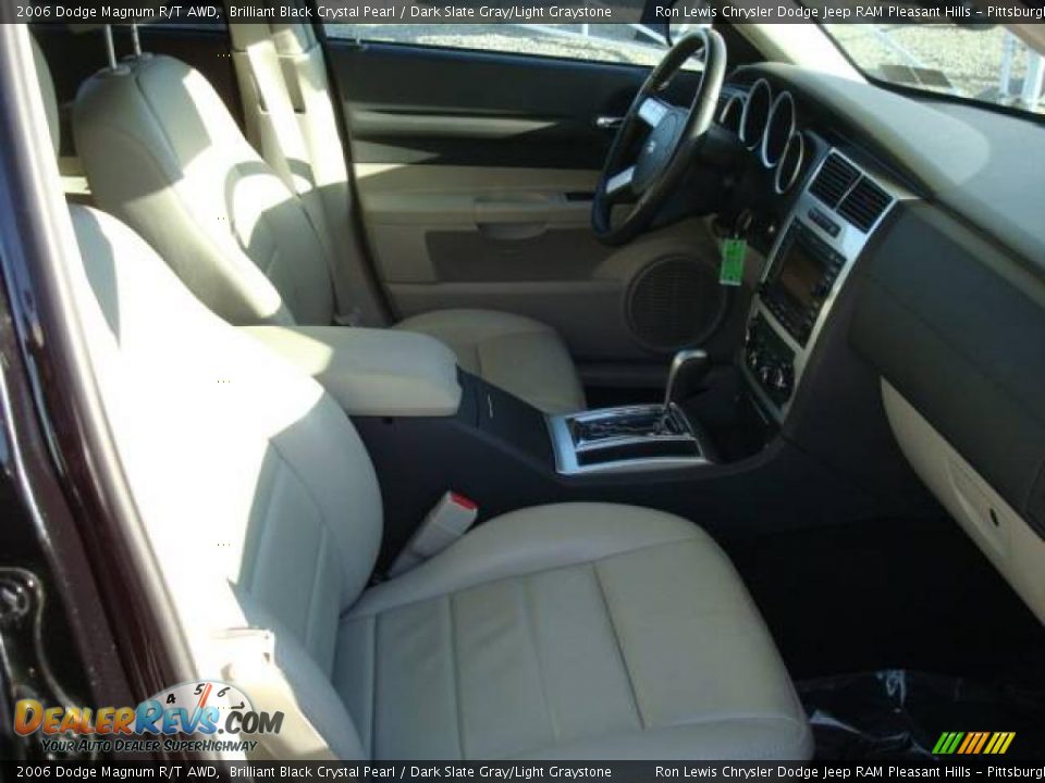 2006 Dodge Magnum R/T AWD Brilliant Black Crystal Pearl / Dark Slate Gray/Light Graystone Photo #13