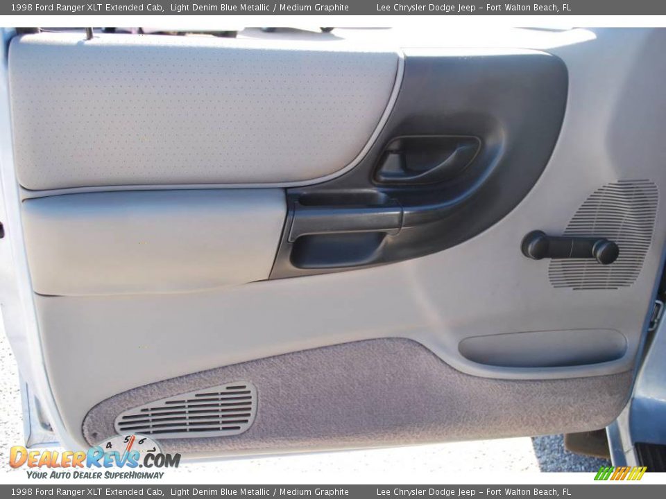 1998 Ford Ranger XLT Extended Cab Light Denim Blue Metallic / Medium Graphite Photo #17