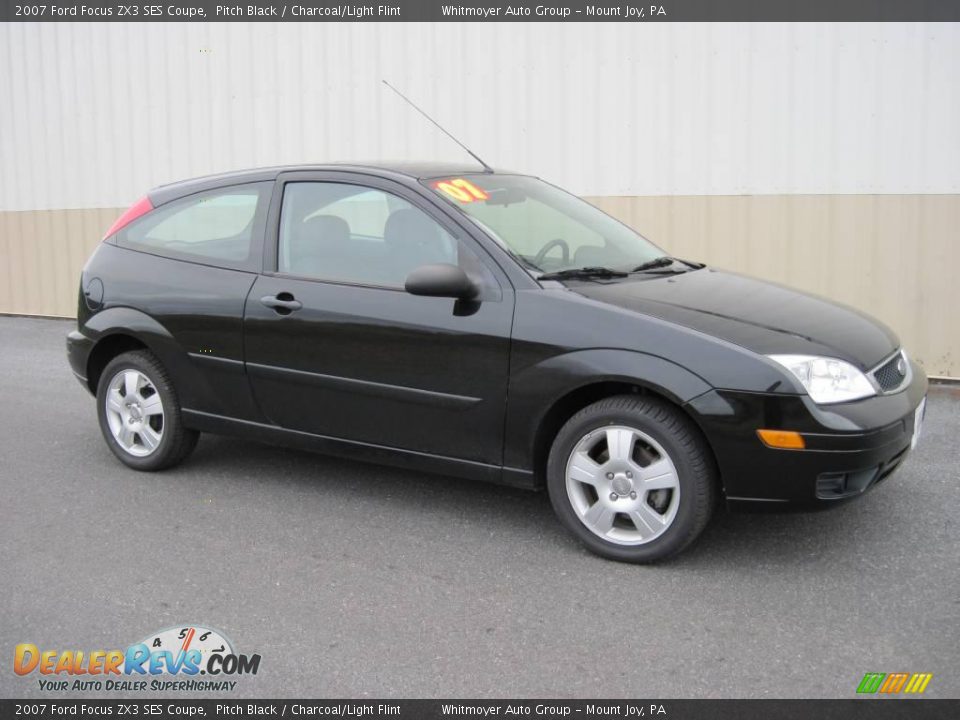 2007 Ford Focus ZX3 SES Coupe Pitch Black / Charcoal/Light Flint Photo #1