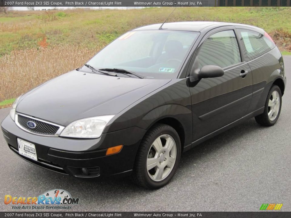 2007 Ford Focus ZX3 SES Coupe Pitch Black / Charcoal/Light Flint Photo #3