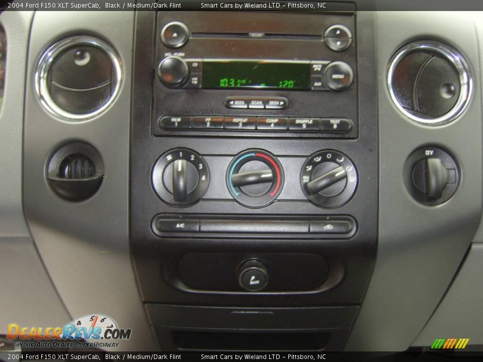 2004 Ford F150 XLT SuperCab Black / Medium/Dark Flint Photo #14