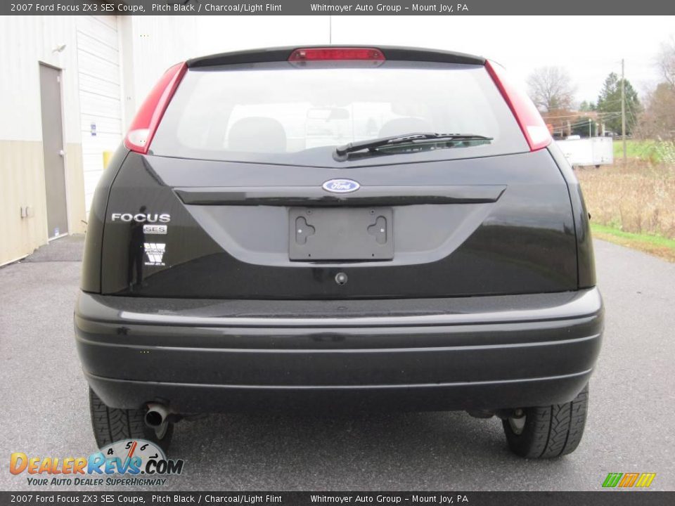 2007 Ford Focus ZX3 SES Coupe Pitch Black / Charcoal/Light Flint Photo #5