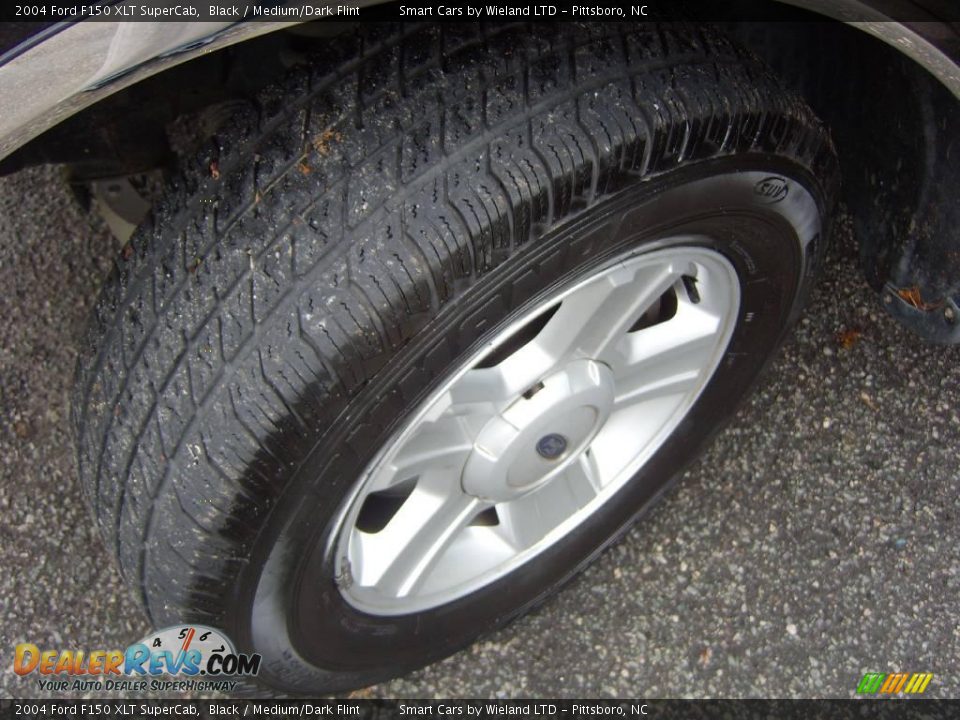 2004 Ford F150 XLT SuperCab Black / Medium/Dark Flint Photo #18