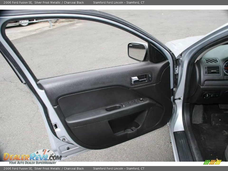 2006 Ford Fusion SE Silver Frost Metallic / Charcoal Black Photo #12