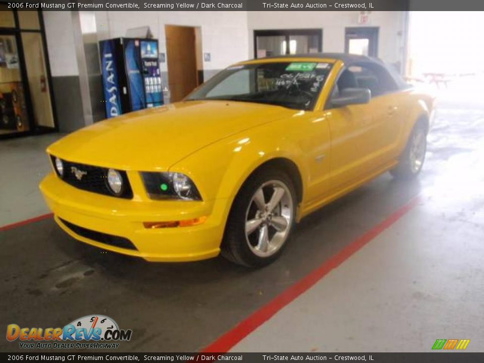 2006 Ford Mustang GT Premium Convertible Screaming Yellow / Dark Charcoal Photo #2