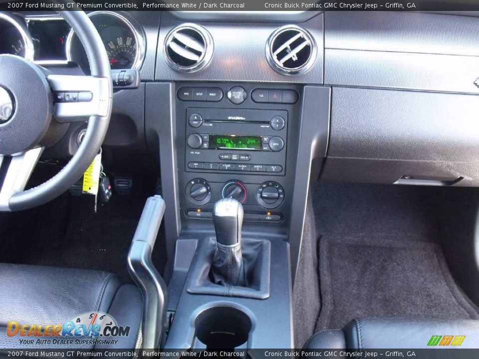 2007 Ford Mustang GT Premium Convertible Performance White / Dark Charcoal Photo #14