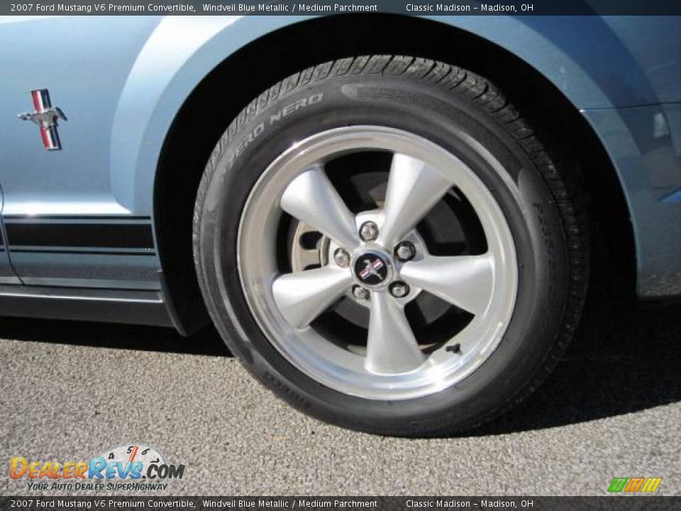 2007 Ford Mustang V6 Premium Convertible Windveil Blue Metallic / Medium Parchment Photo #10