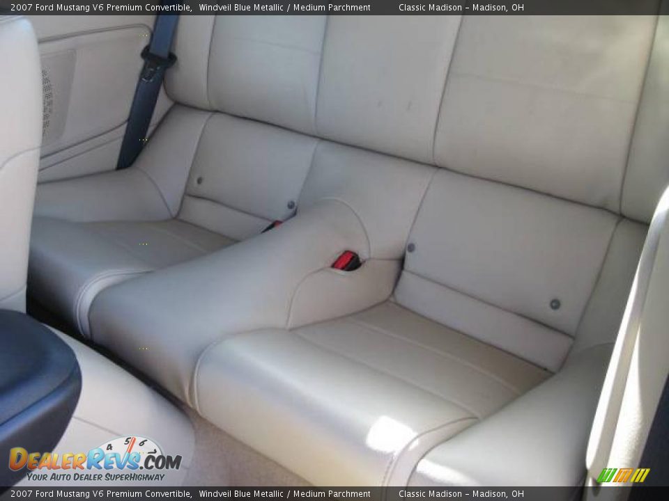 2007 Ford Mustang V6 Premium Convertible Windveil Blue Metallic / Medium Parchment Photo #15